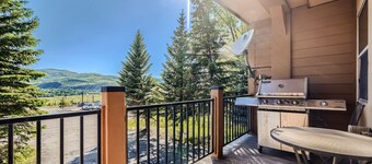 Vail Valley Condo- Pristine Edwards Property.  Spectacular Views.