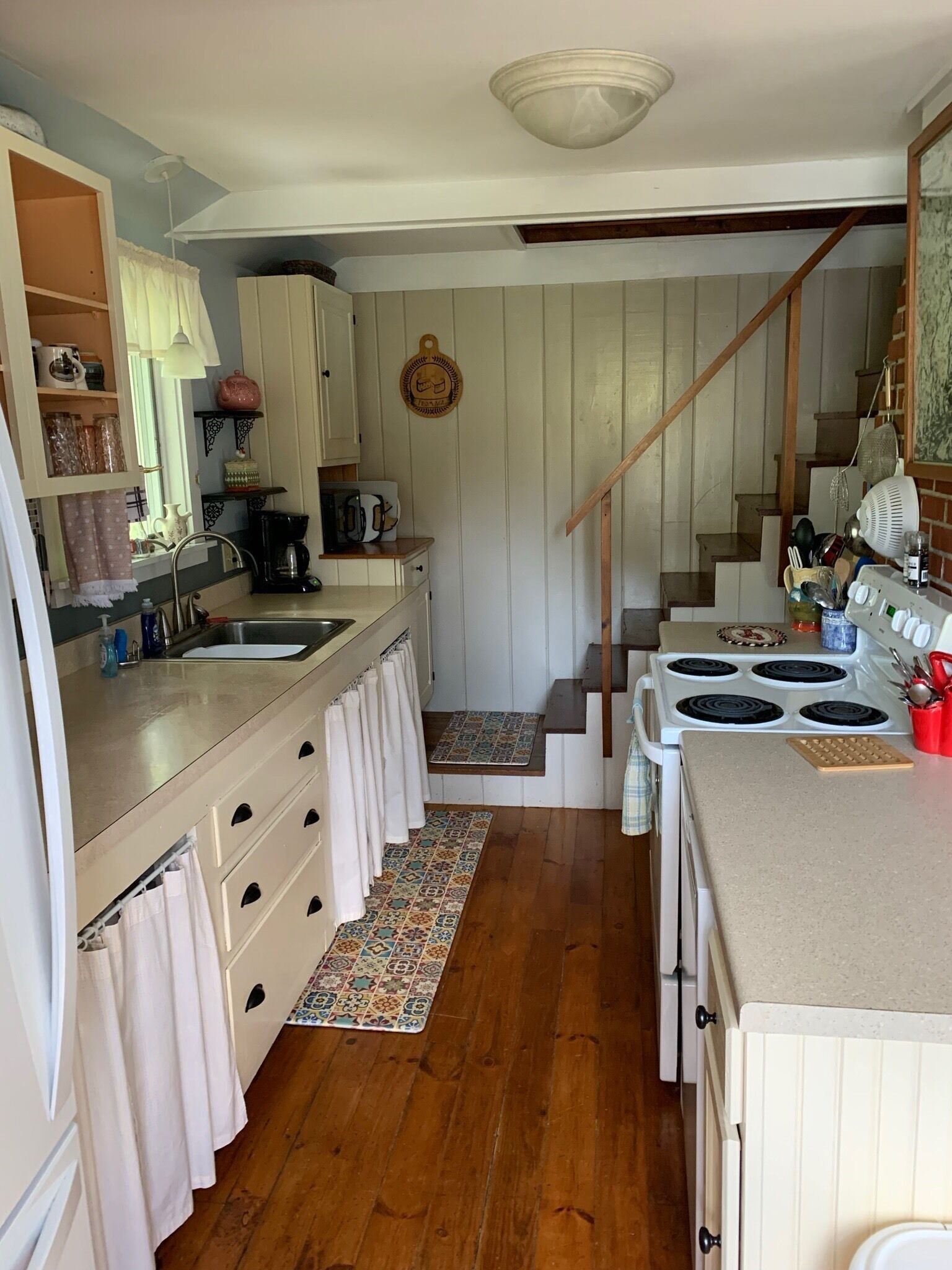 The Pink Cottage on beautiful Damariscotta Lake. 