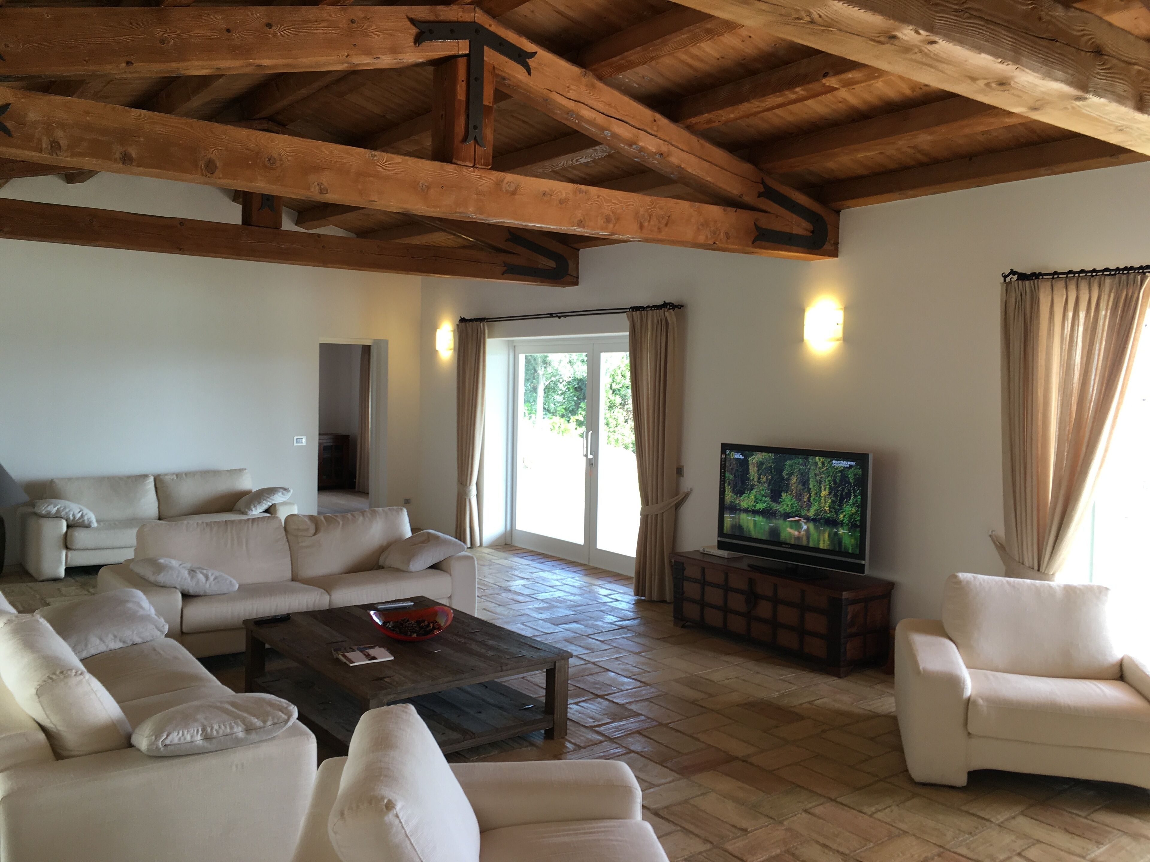 Villaluxx is Wonderful & Modern .Huge Infinity SwimPool & Whirlpools .GreatView