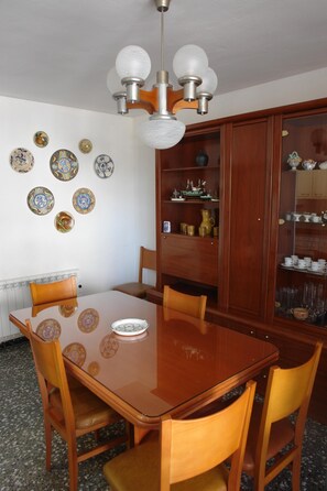 تناول الطعام