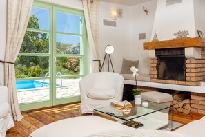 Outdoor pool, a heated pool - Luxury Family Home. Heated Pool. Kids Park. Pets. Privacy. Concierge. Sauna. (Tribalj)