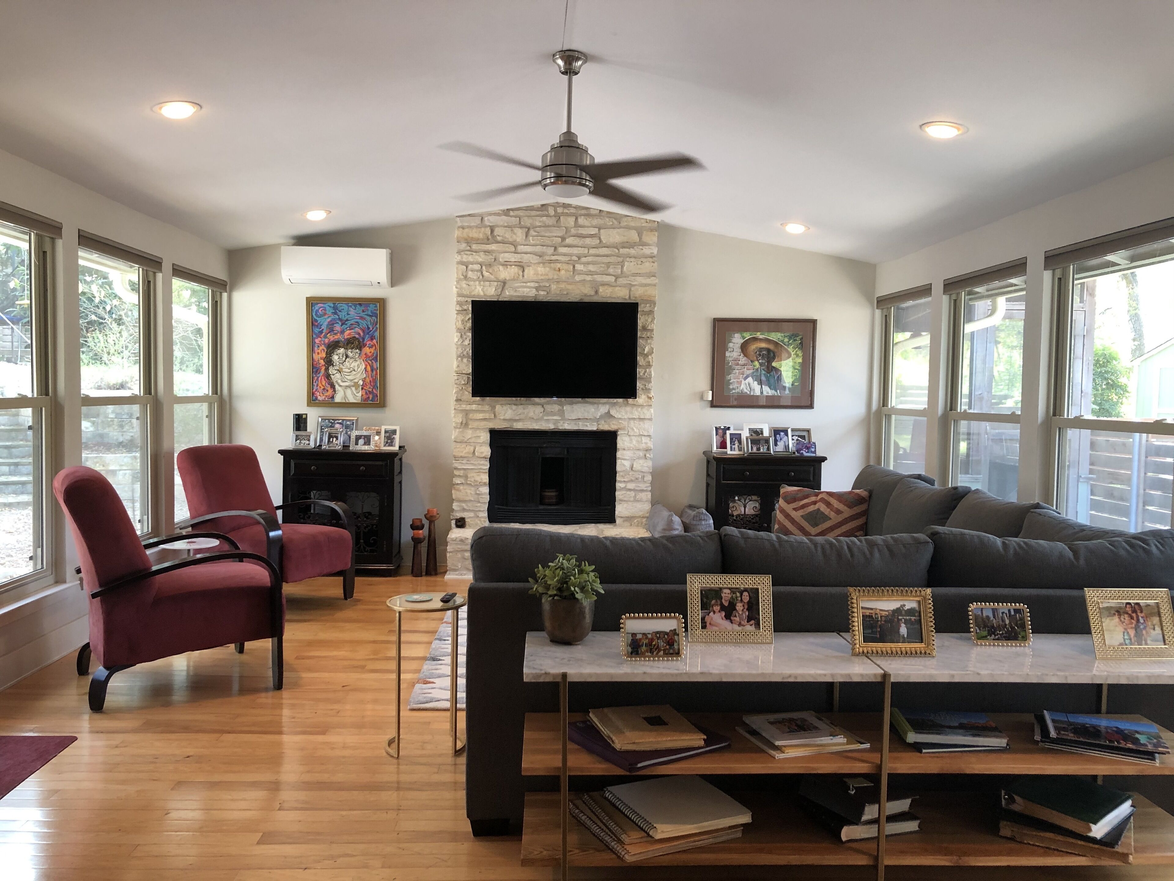 4 bedroom home 1.5 miles from ACL front gate