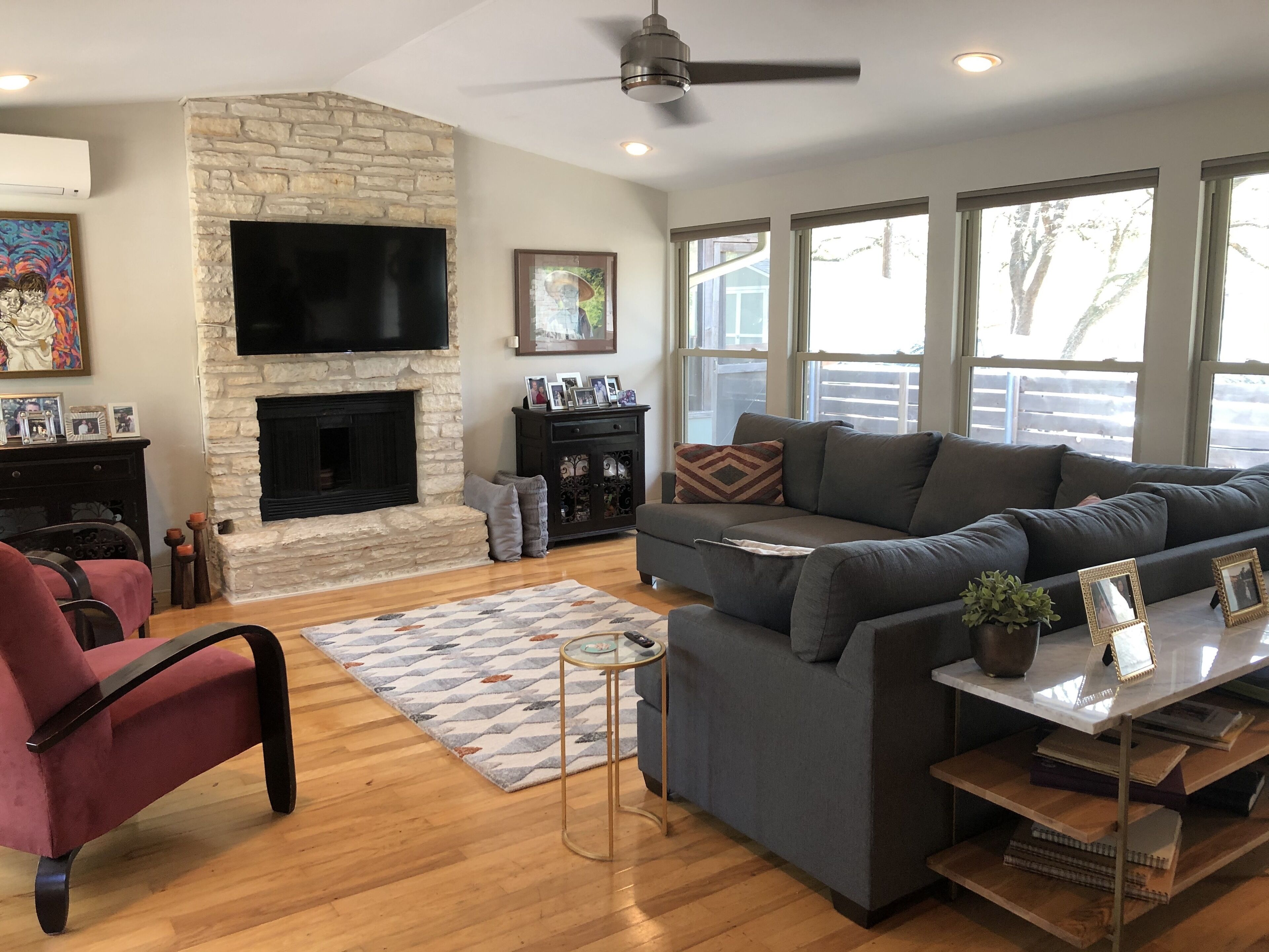 4 bedroom home 1.5 miles from ACL front gate