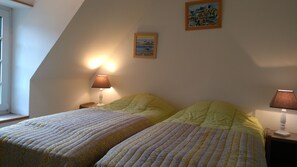 4 多间卧室、熨斗/熨衣板、免费 WiFi、床单