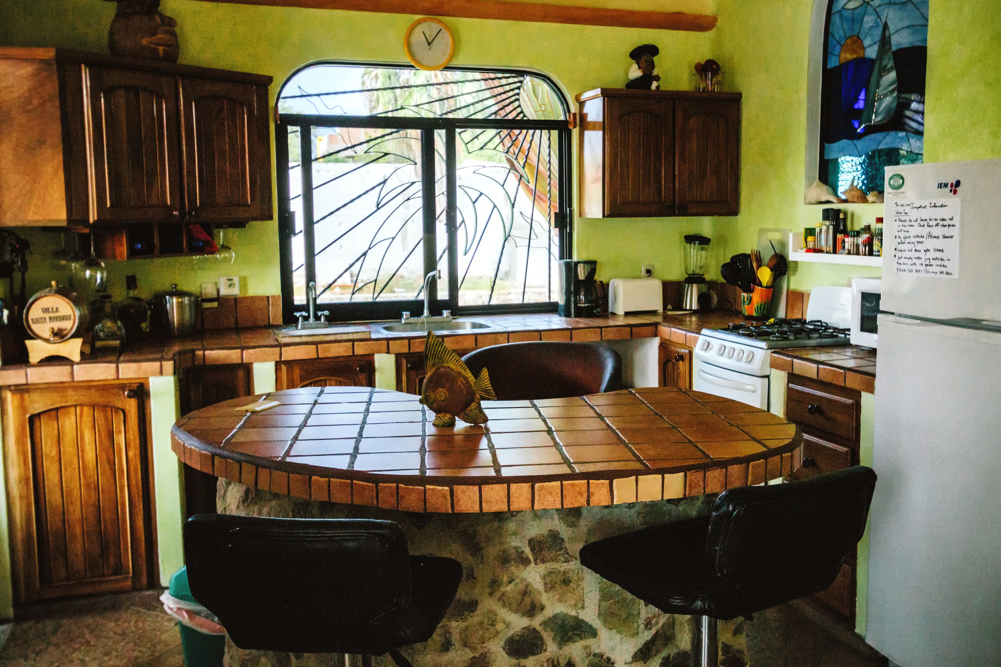 Beautiful Waterfront deluxe  Private suite with pool  in upscale Barra