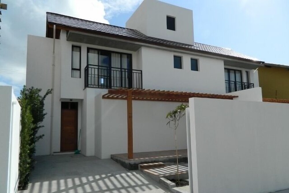 Good standard of Aptos, newly built in a quiet and close to the sea region.
