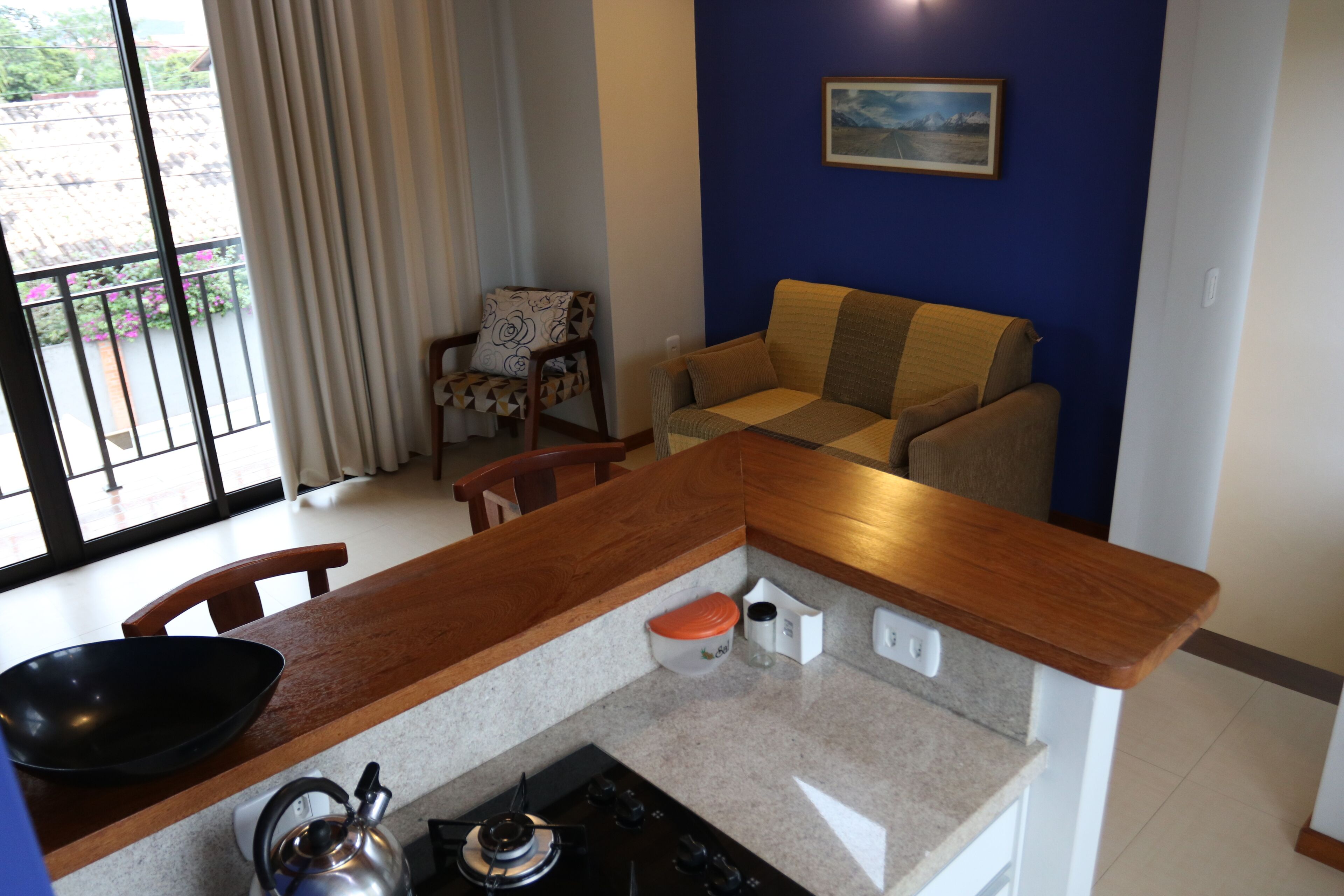 Good standard of Aptos, newly built in a quiet and close to the sea region.