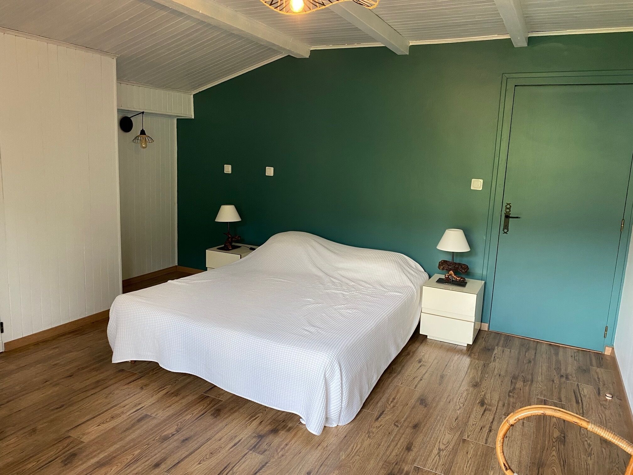 6 Schlafzimmer, Bügeleisen/Bügelbrett, kostenloses WLAN