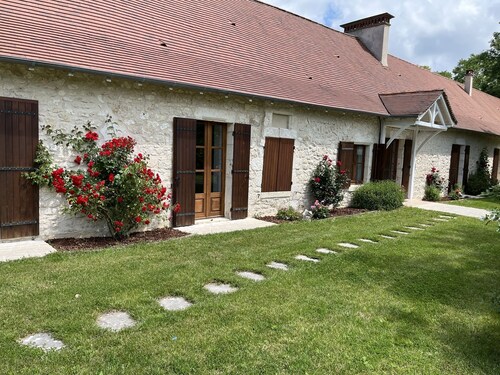 Traditional farmhouse from the 18th century, renovated with pool, near Issigeac