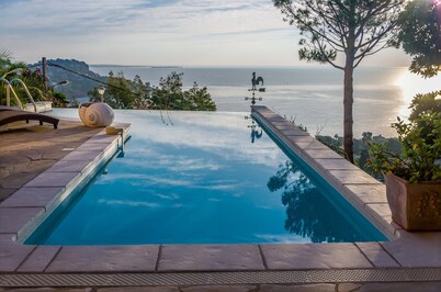 PROMO / SEPTEMBER / LUXURY APARTMENT, SPLENDID SEA VIEW THEOULE / TRAYAS