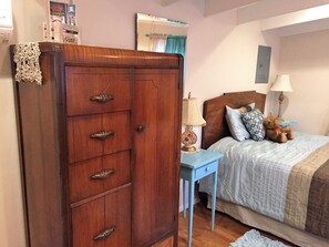 1 bedroom, free WiFi, bed sheets