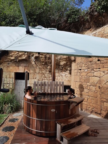 Cottage with nordic bath in the countryside between Angers and Saumur, 4 pers