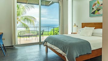 2 chambres, coffres-forts dans les chambres, bureau, Wi-Fi gratuit