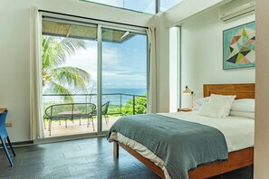 2 bedrooms, in-room safe, desk, free WiFi