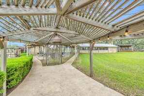 Property grounds - Texas Hill Country Escape — 250 Acres, Pickleball & Free Hayride w/4-Nt Rental! (Boerne)