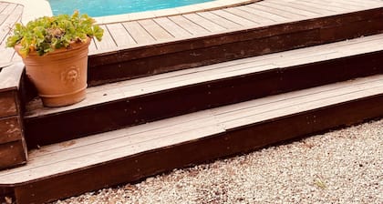 Jolie villa pleine de charme, bien équipée, 4 personnes, 2 chambres, trÚs calme