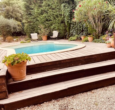 Charming villa, well-equipped, sleeps 4, 2 bedrooms, very quiet.