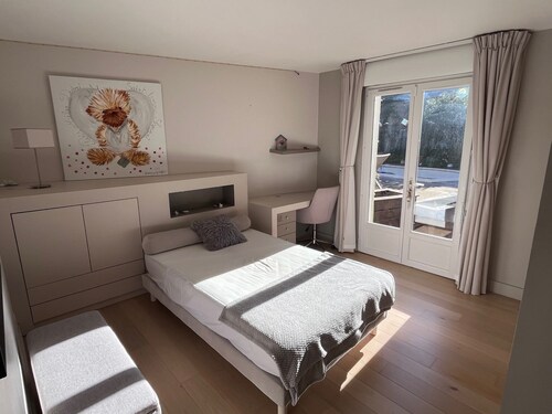 Jolie villa pleine de charme, bien équipée, 4 personnes, 2 chambres, très calme