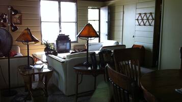 TV, fireplace, DVD player, table tennis