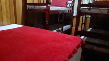 3 dormitorios, tabla de planchar con plancha, wifi