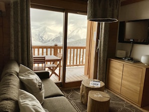 TV - Arcs 1800 ISERAN upscale apartment 5/6 (BOURG SAINT MAURICE - ARCS 1800)