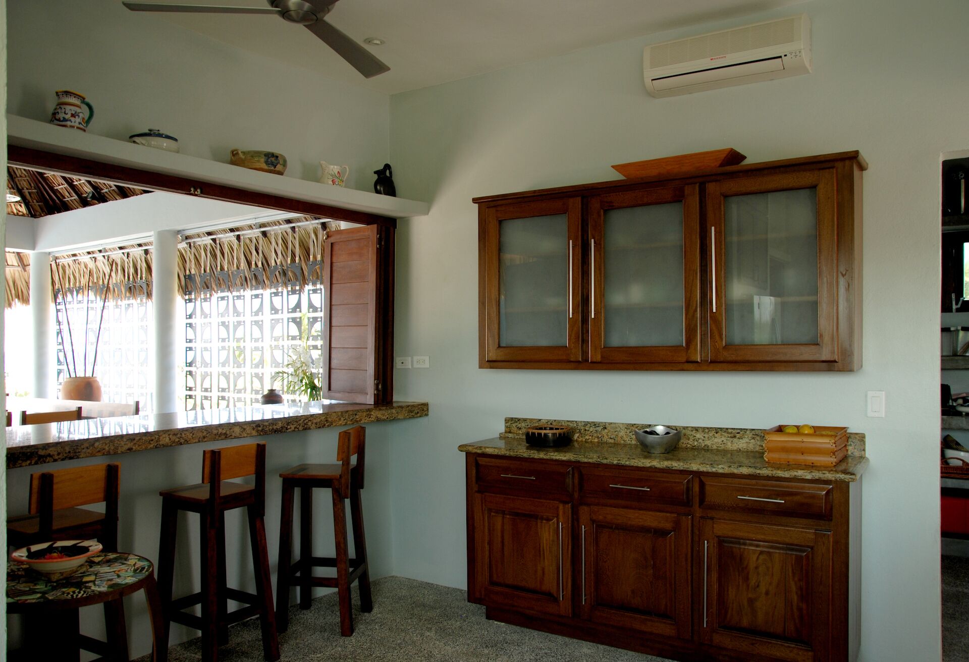 Private Luxurious Resort Right on the Ocean - Casa De Los Sueños