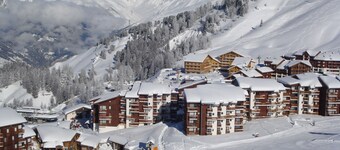 Duplex molto bello nei villaggi di Plagne 2050 m di altitudine ai piedi delle piste  