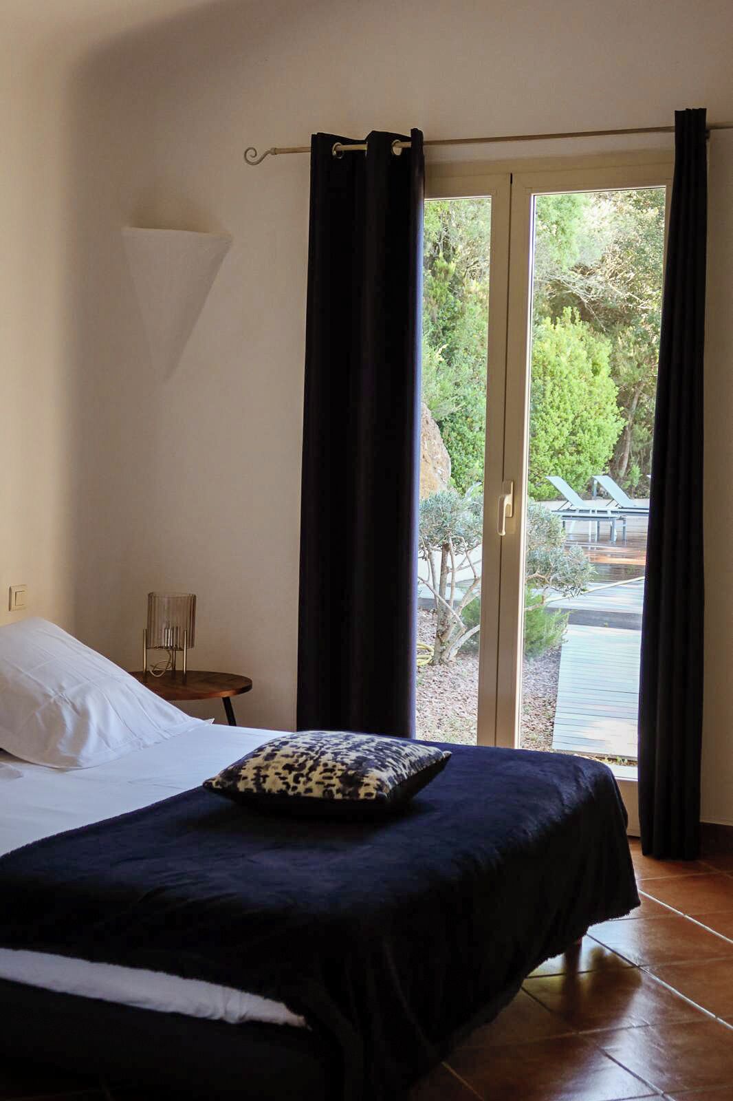 2 chambres, fer et planche à repasser, lit parapluie, Wi-Fi gratuit