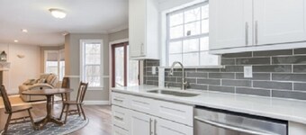 新しく改装された素朴なサウサンプトン植民地