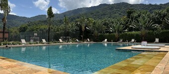 MARESIAS BEACH - With complete leisure and 24hr security