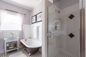 Bathtub, hair dryer, towels