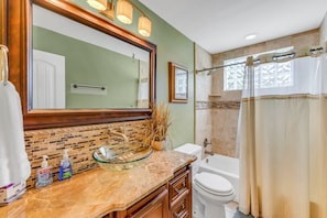 Towels - Kelley's Southern Comfort - Scenic views including Duncan Bridge! (Arley)