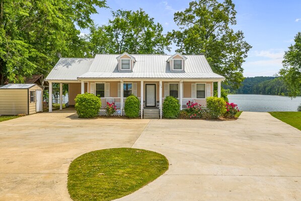 Exterior - Kelley's Southern Comfort: 3 BR, 2 BA House in Arley, Sleeps 8 (Arley)