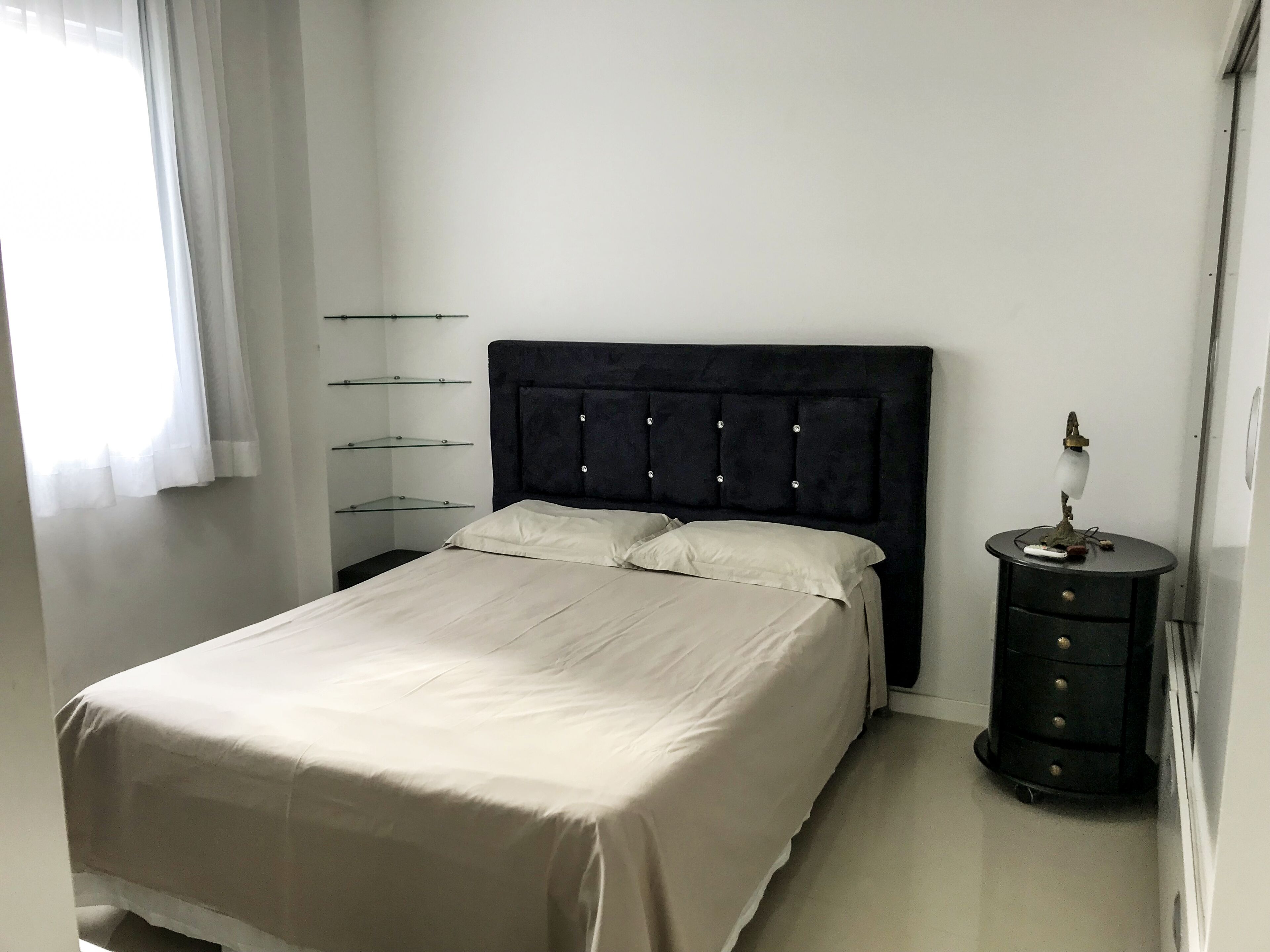 Super luxury apartment, 3 suites with split, sea view, Wi-Fi.