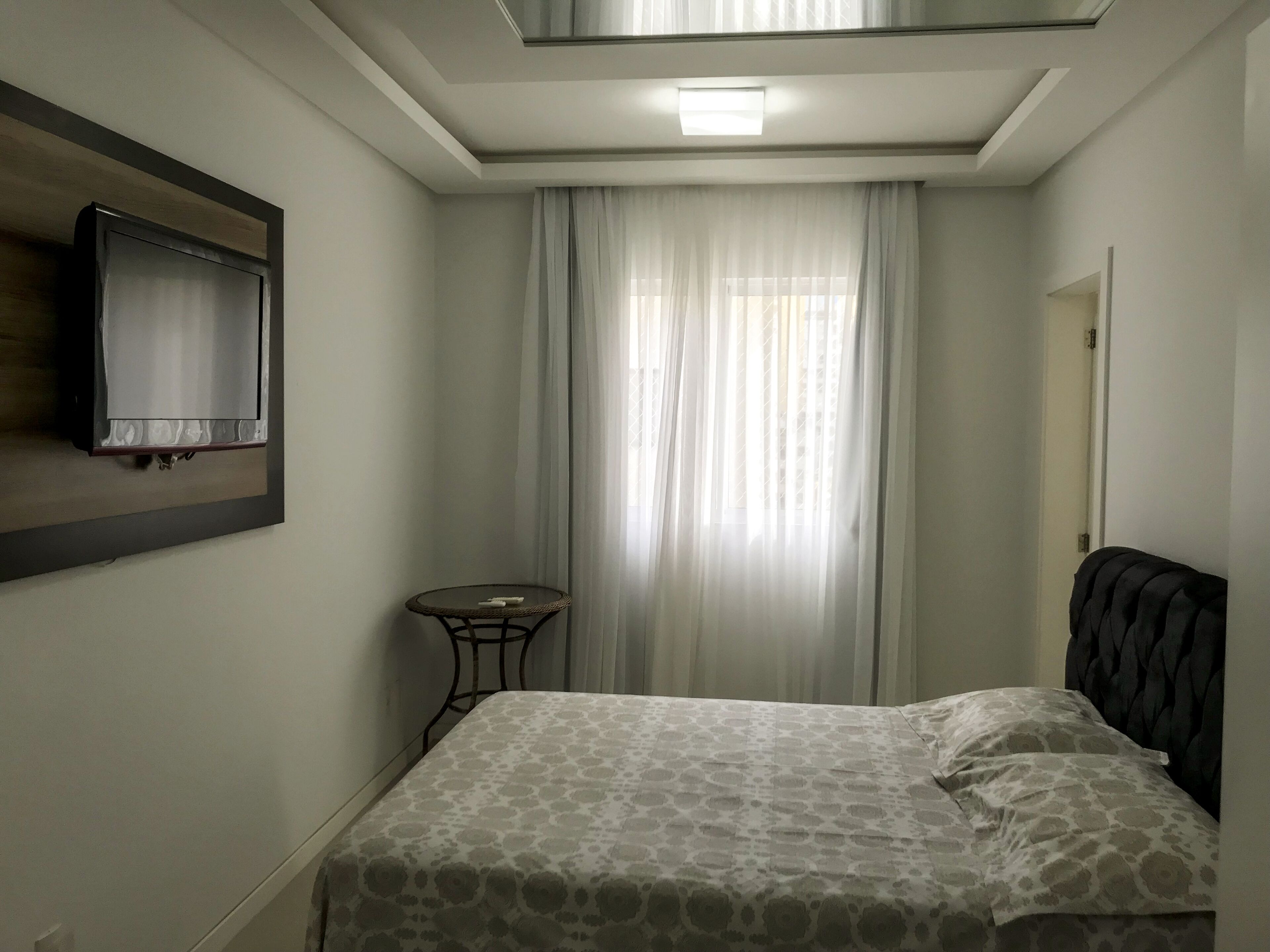 Super luxury apartment, 3 suites with split, sea view, Wi-Fi.