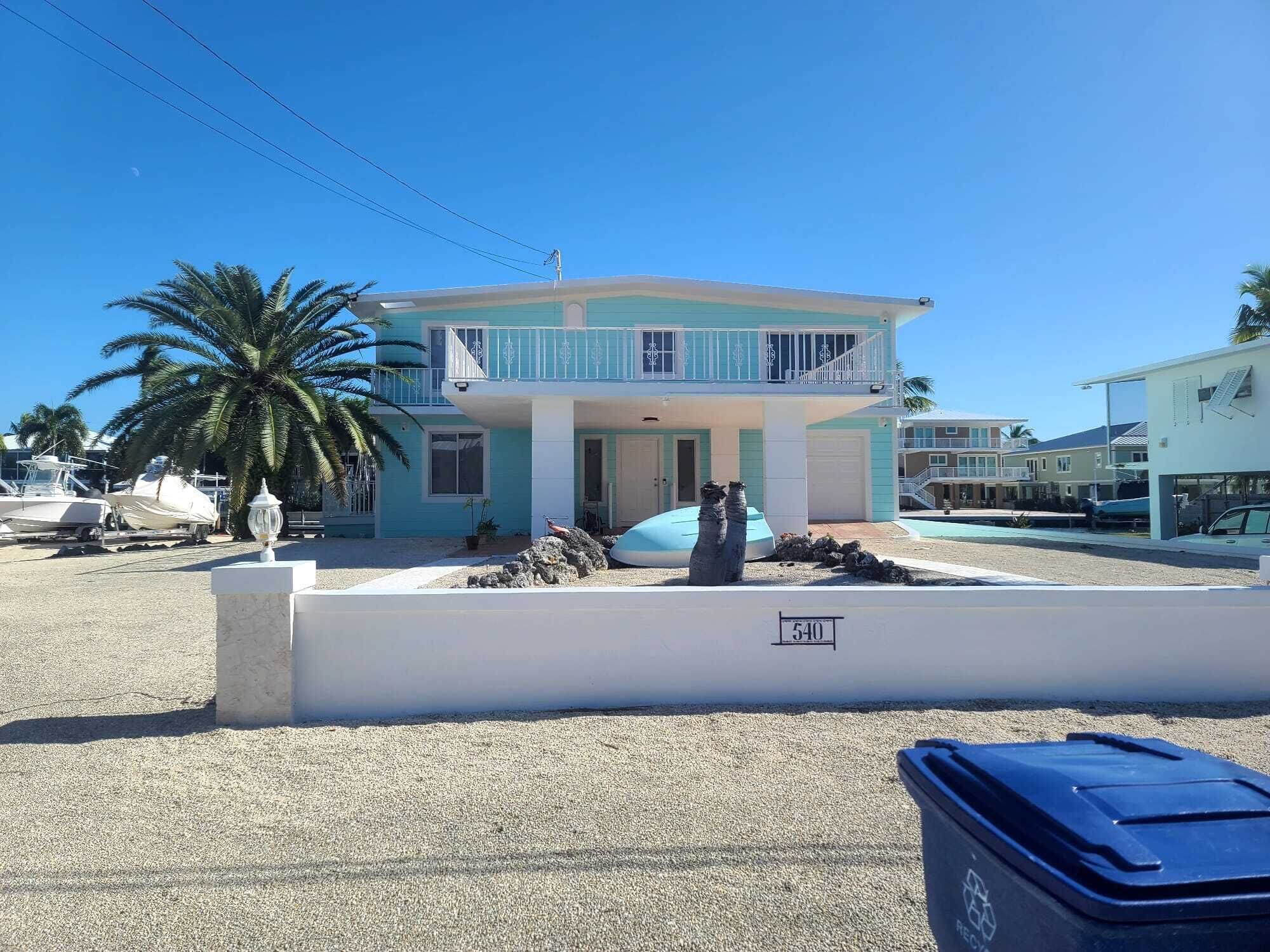 Beautiful House 2 X 1.5 Key Largo Ocean Size with Dock Private Boat Ramp Pet OK