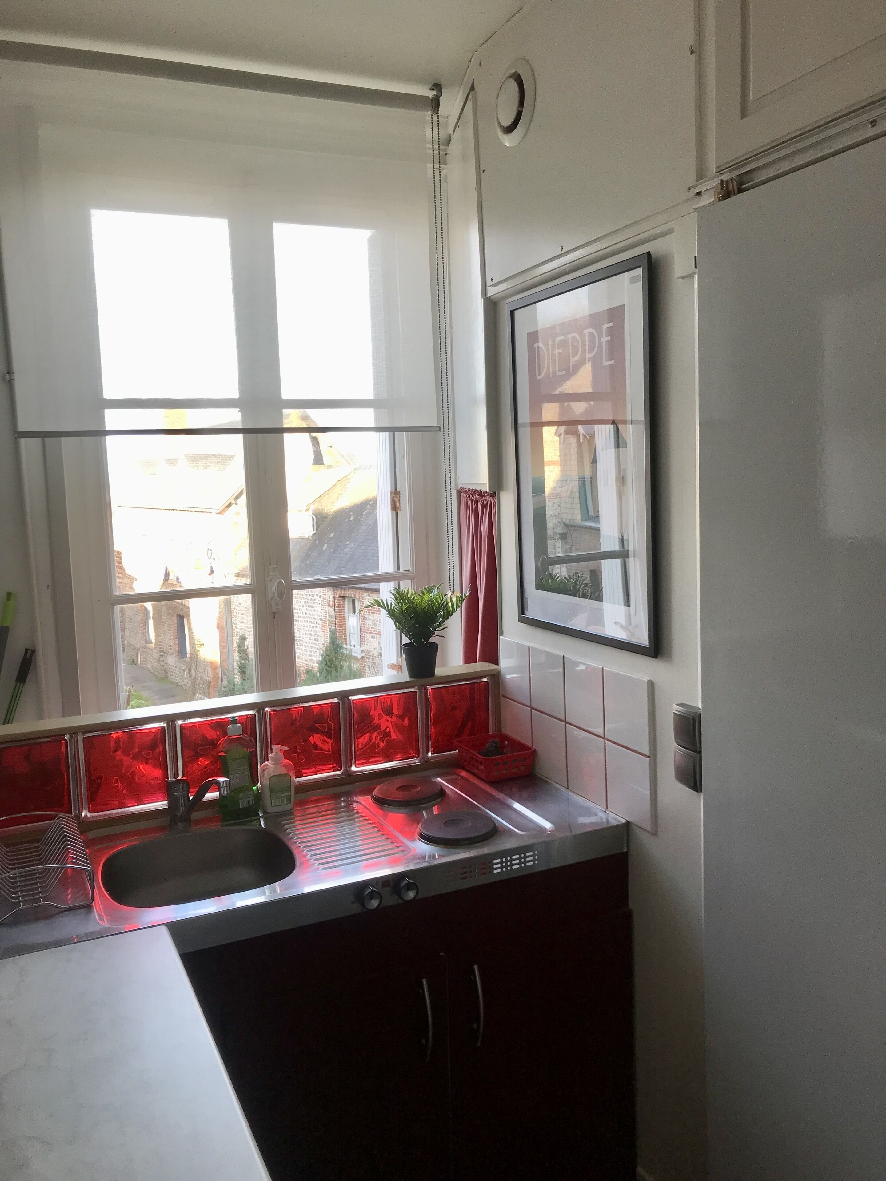 in the heart of Veules les roses, ideal couple apartment