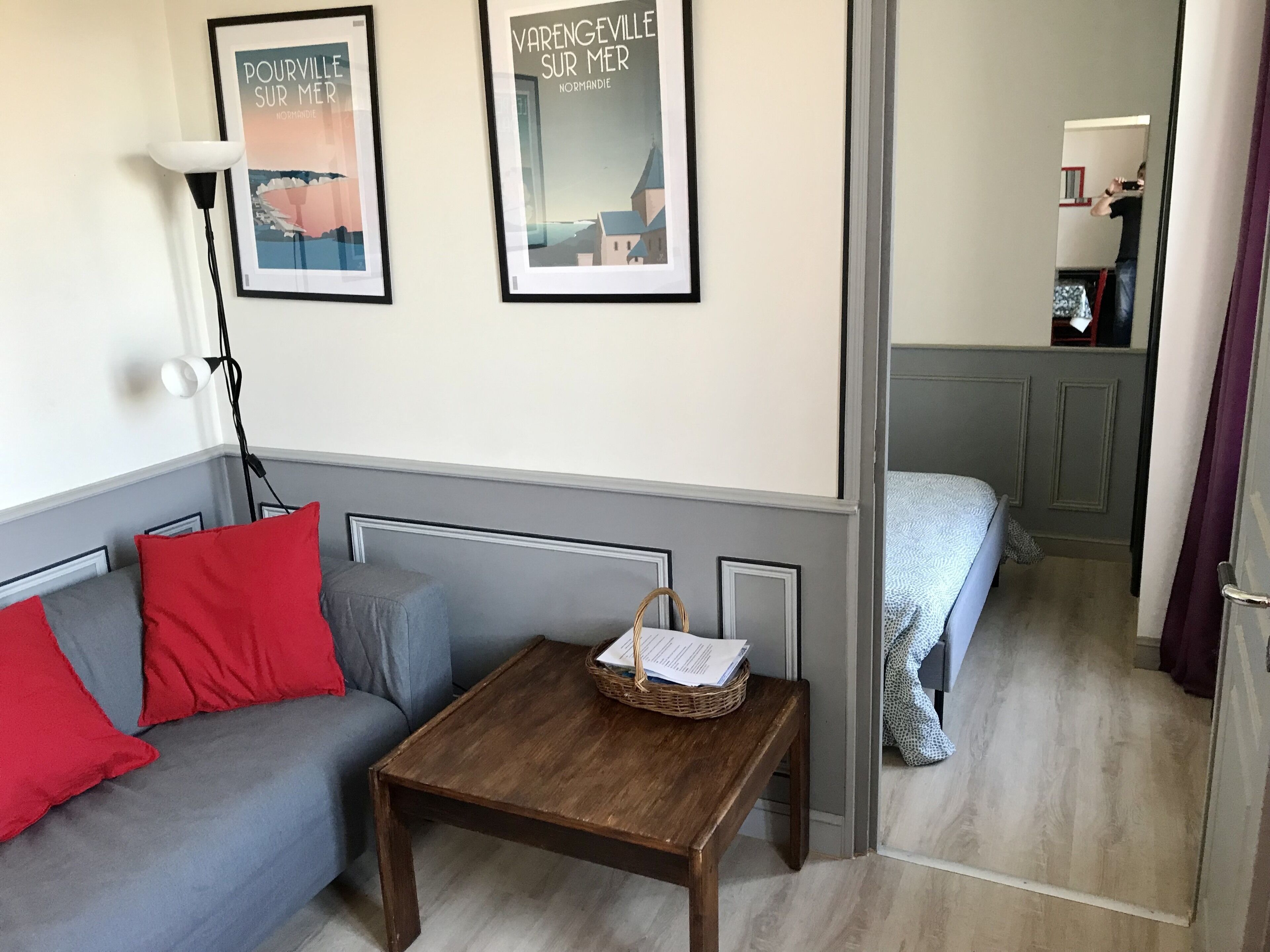 in the heart of Veules les roses, ideal couple apartment