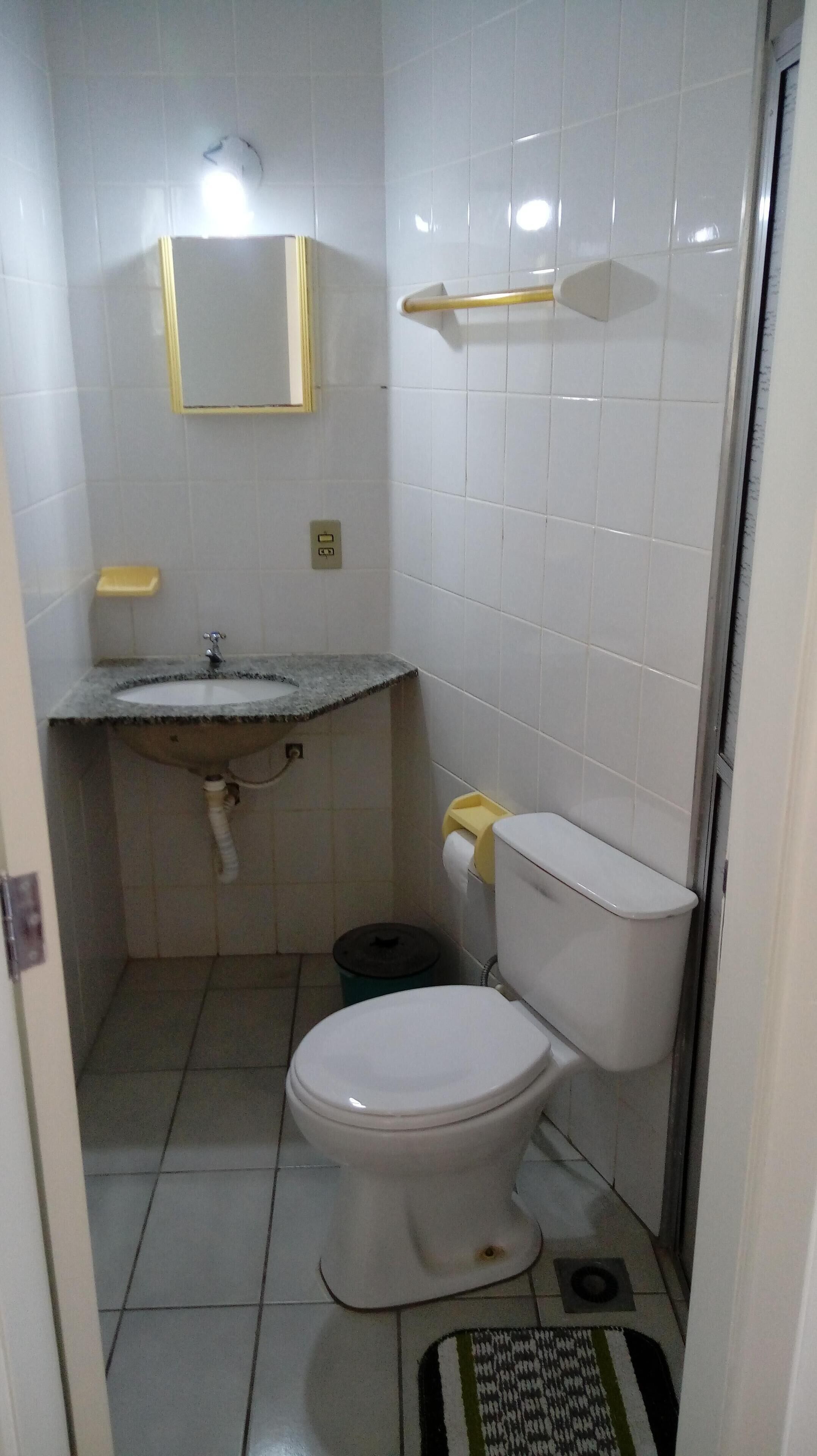 Apt 2 bed. being 1 suite for 6 people.