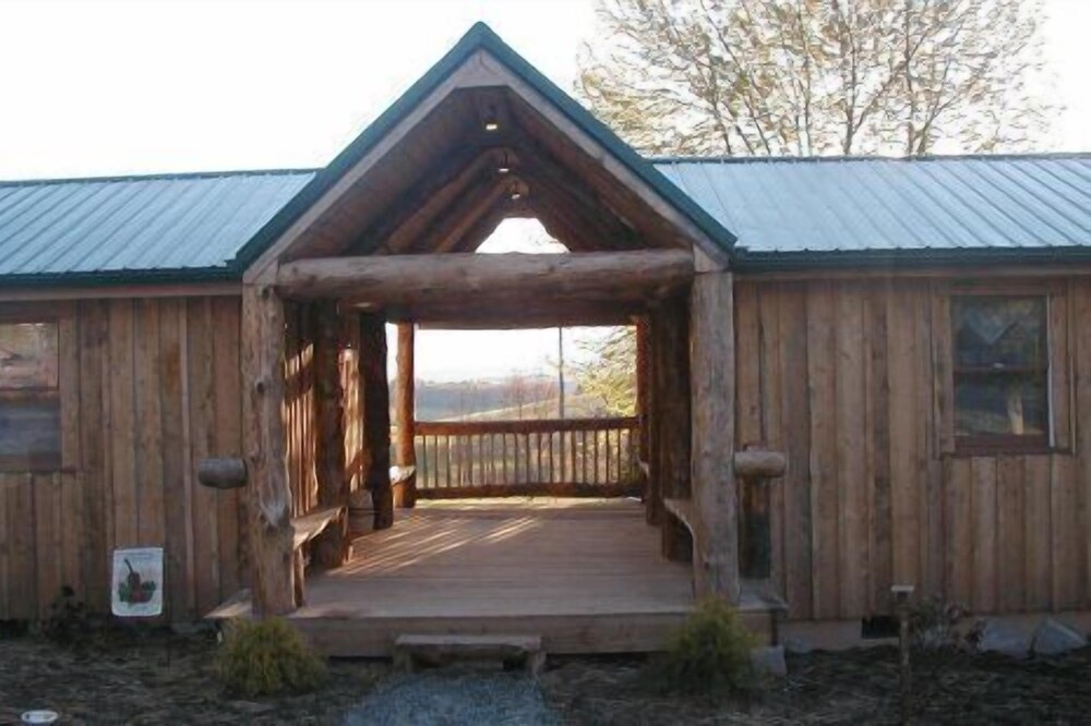 Family-friendly cabins near Galax, Va & The Blue Ridge Music Center