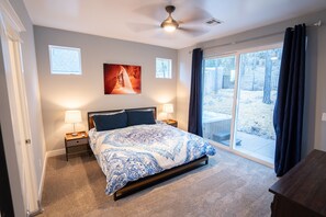 4 dormitorios, tabla de planchar con plancha, cuna de viaje