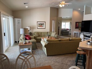 Smart TV, DVD player, ping pong, books