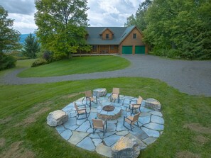 Property grounds - The MOST private, beautiful Log Home for up to 12 guests. 10 min to Dreams Park (Hartwick)