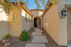 Exterior detail - Home sweet second home in quiet community.  Short Walk to Hamilton High (Chandler)