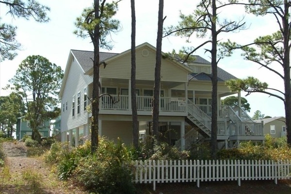 Front Balcony Porch (Left) With Bay View