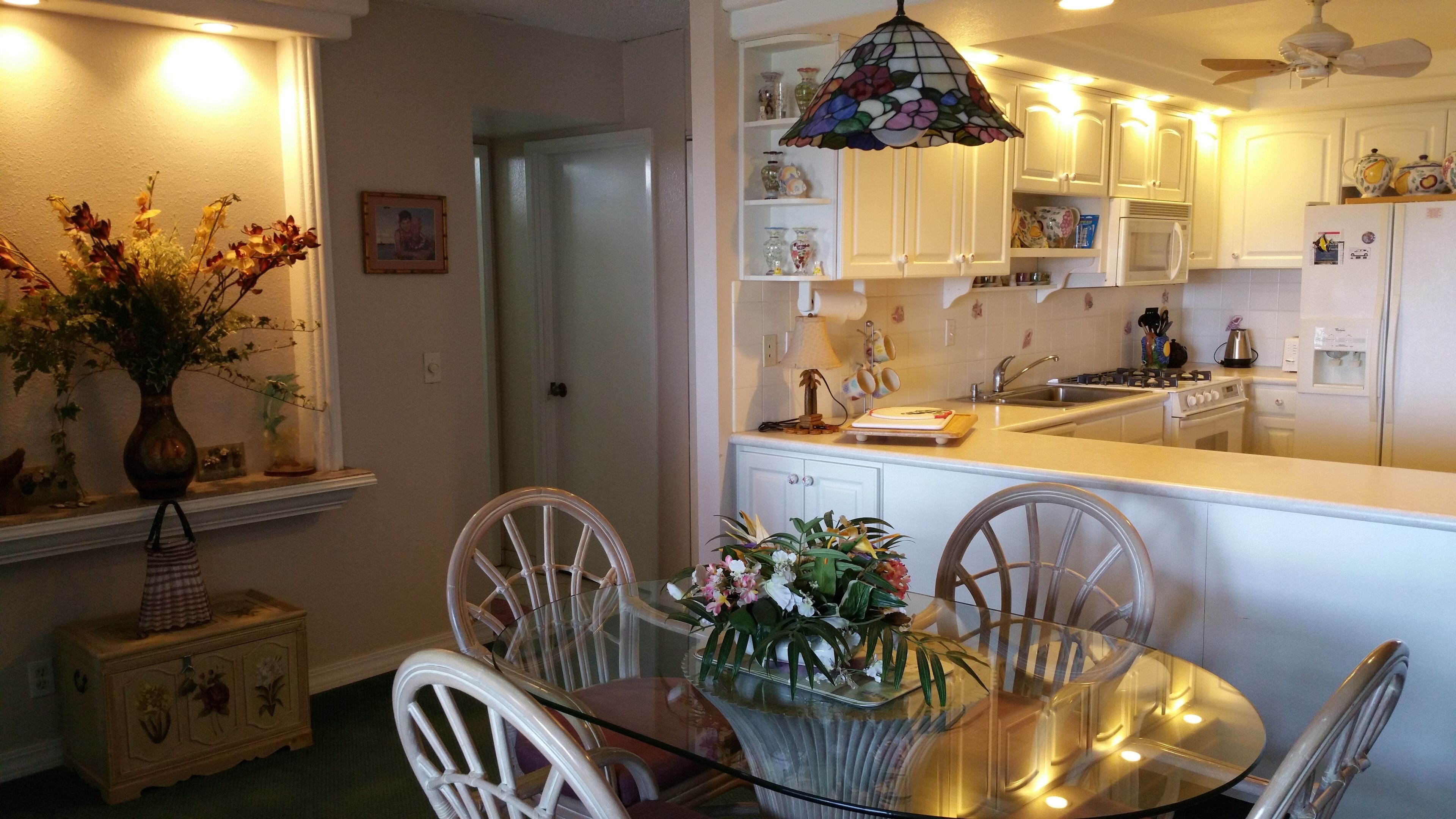 Spectacular Ocean and Sunset Views From This 2BR/ 2Bath 6th Floor Condo - Photo 7