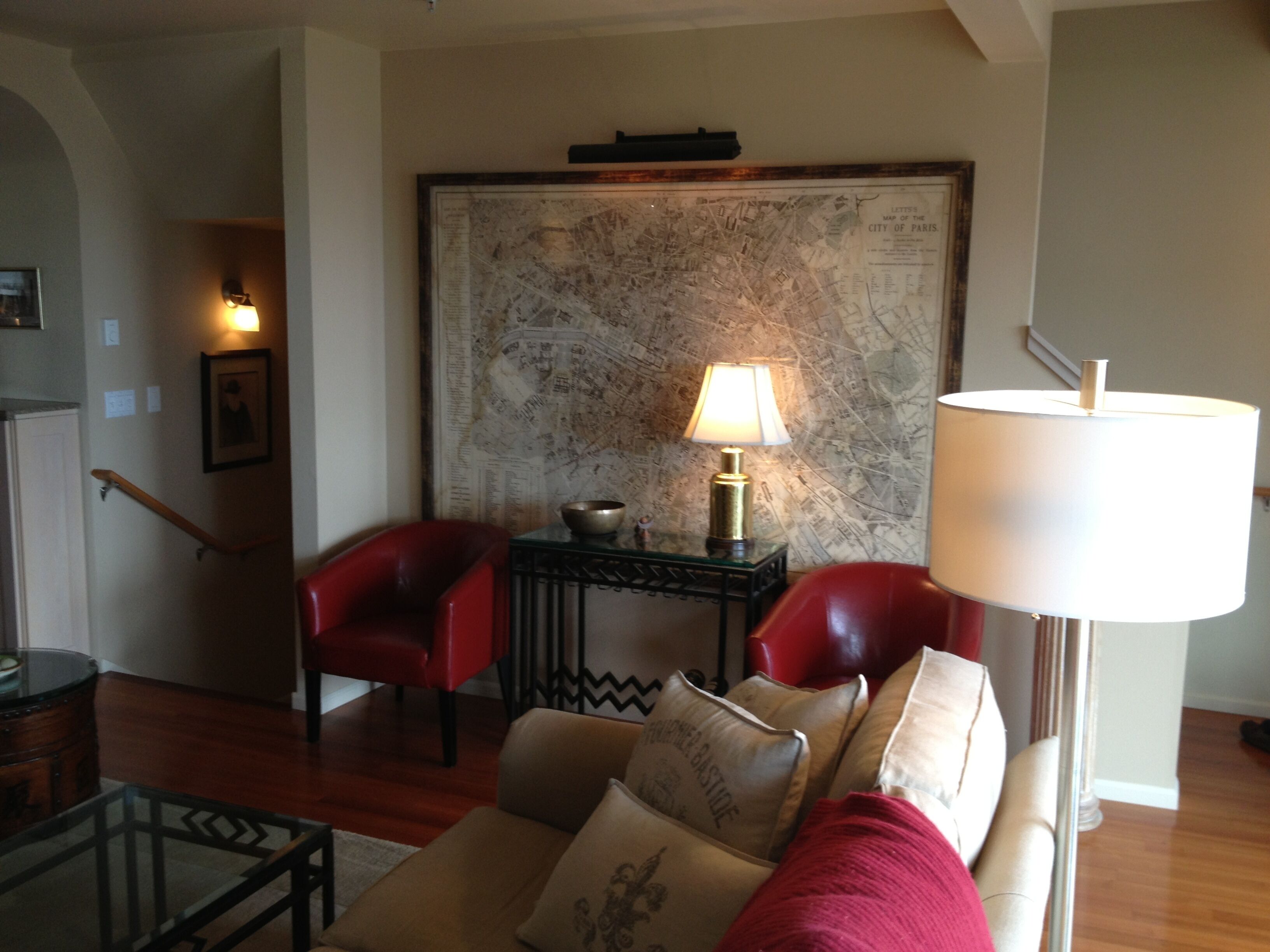 Beautifully Furnished Ocean View Townhouse! WiFi, Gourmet Kitchen.