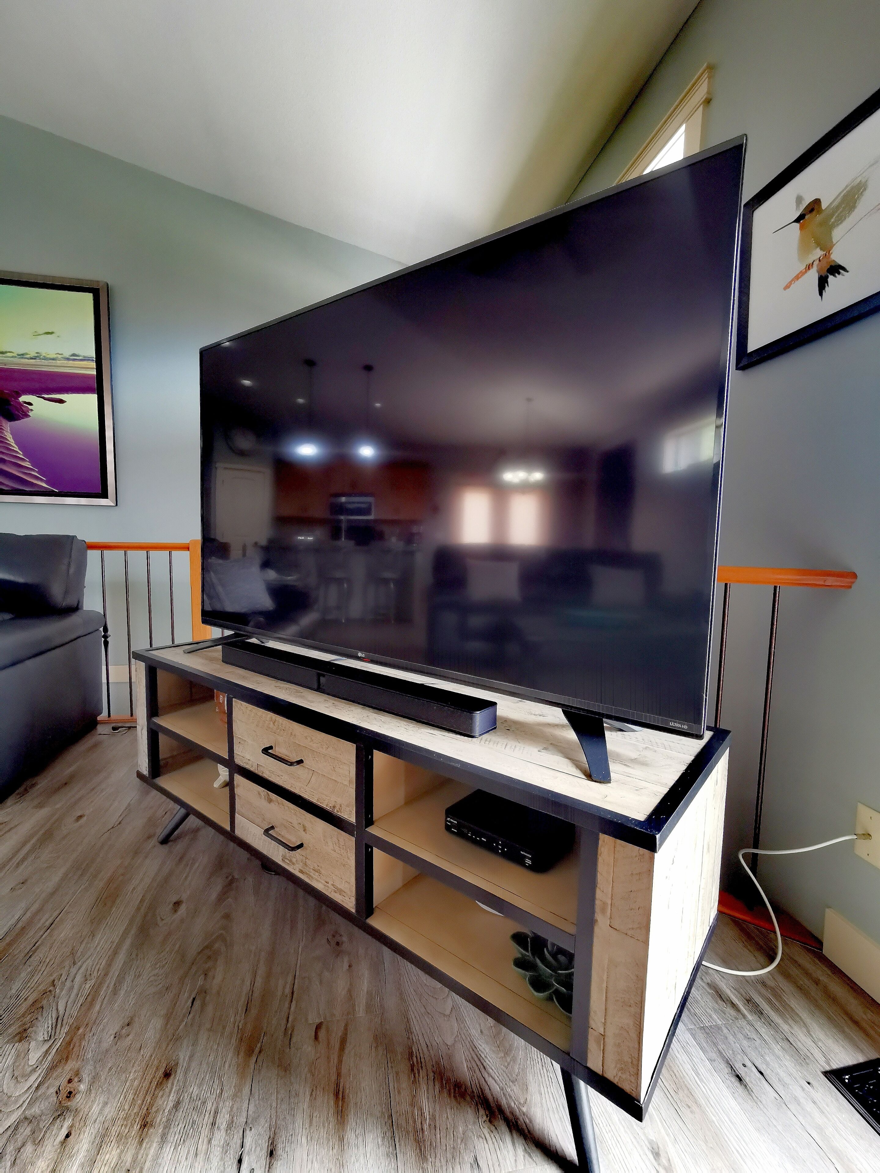 Only Minutes From Everything Kelowna Has To Offer!