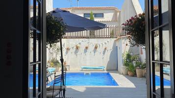 Piscine extérieure, piscine chauffée