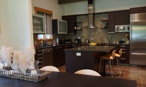 Fridge, microwave, oven, stovetop - Modern Architectural Beach Home Steps From The Beach (Union Pier)